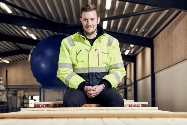 Min læringskurve har været stejl, men jeg synes, at det har været fantastisk at lede en virksomhed, hvor vi tager turen fra traditionel håndværksvirksomhed til i dag at bevæge os frem mod målet som en moderne industrivirksomhed